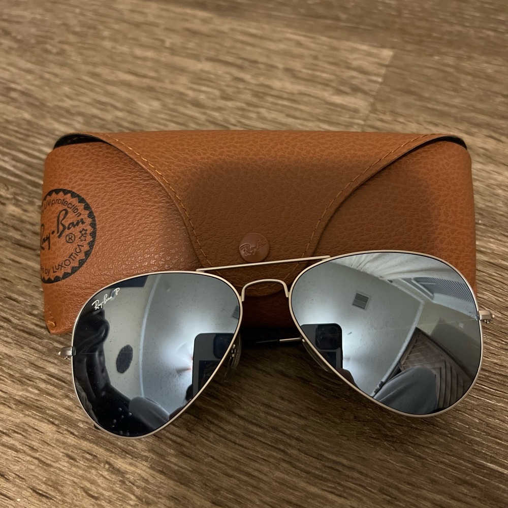 Brand new AVIATOR GRADIENT